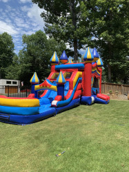 0e54a5abf10d40f296aaf5e5822fc265 1720817216 6 Big Top Circus XL Bounce and Dual Slide Combo